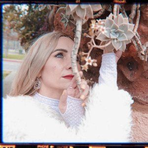 Meet your Posher, Velvet